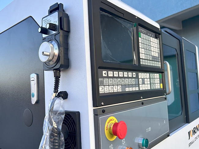 小型車銑復合機